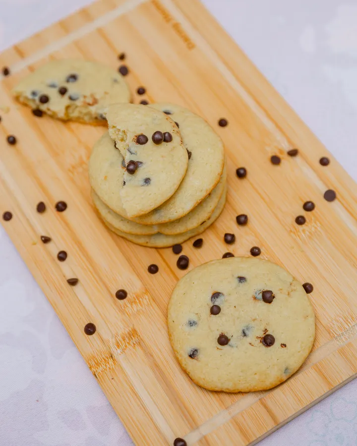 Classic Chocolate Chip Cookies - photo 2 of 4