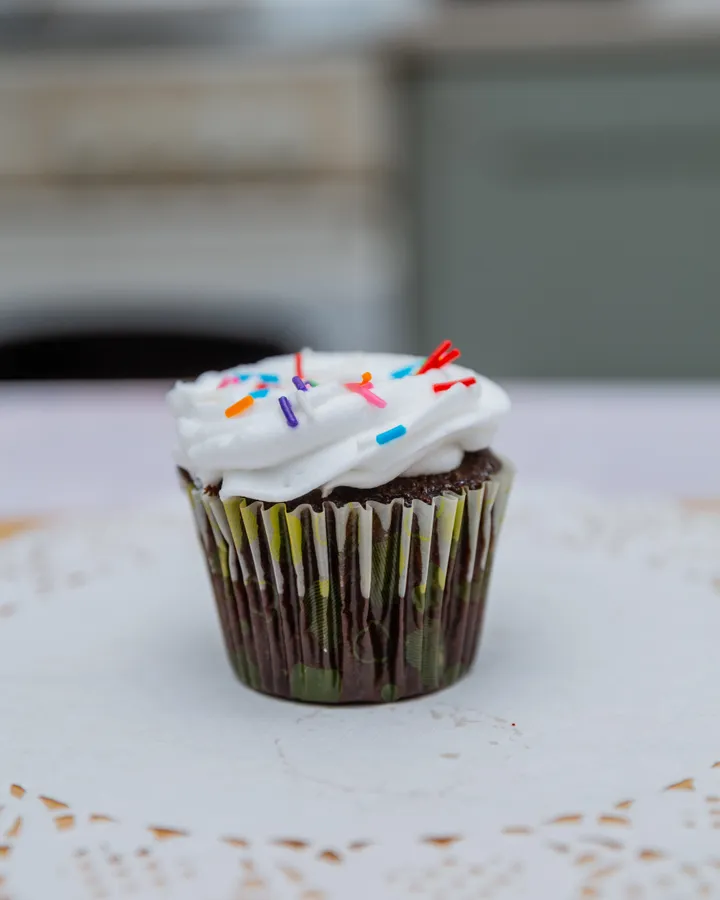 Chocolate cupcakes - photo 1 of 4