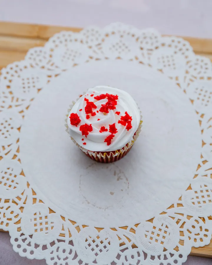 Red Velvet cupcakes - photo 1 of 3